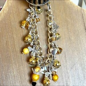 Queen Bee bracelet featuring honeybees & crowns on a fun chain Gorgeous bracelet